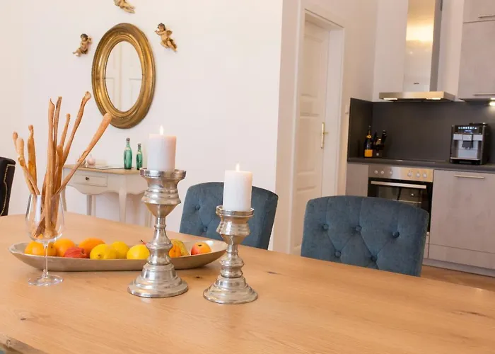 Palais Gutenberg La Appartement Klagenfurt am Woerthersee